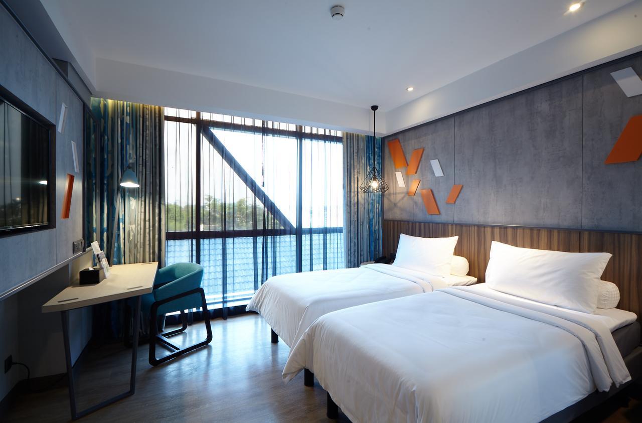 Ibis Styles Medan Pattimura Ngoại thất bức ảnh